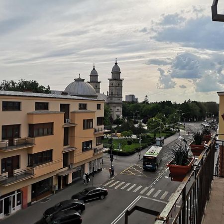 Bulevard Apartments Satu Mare Exterior photo