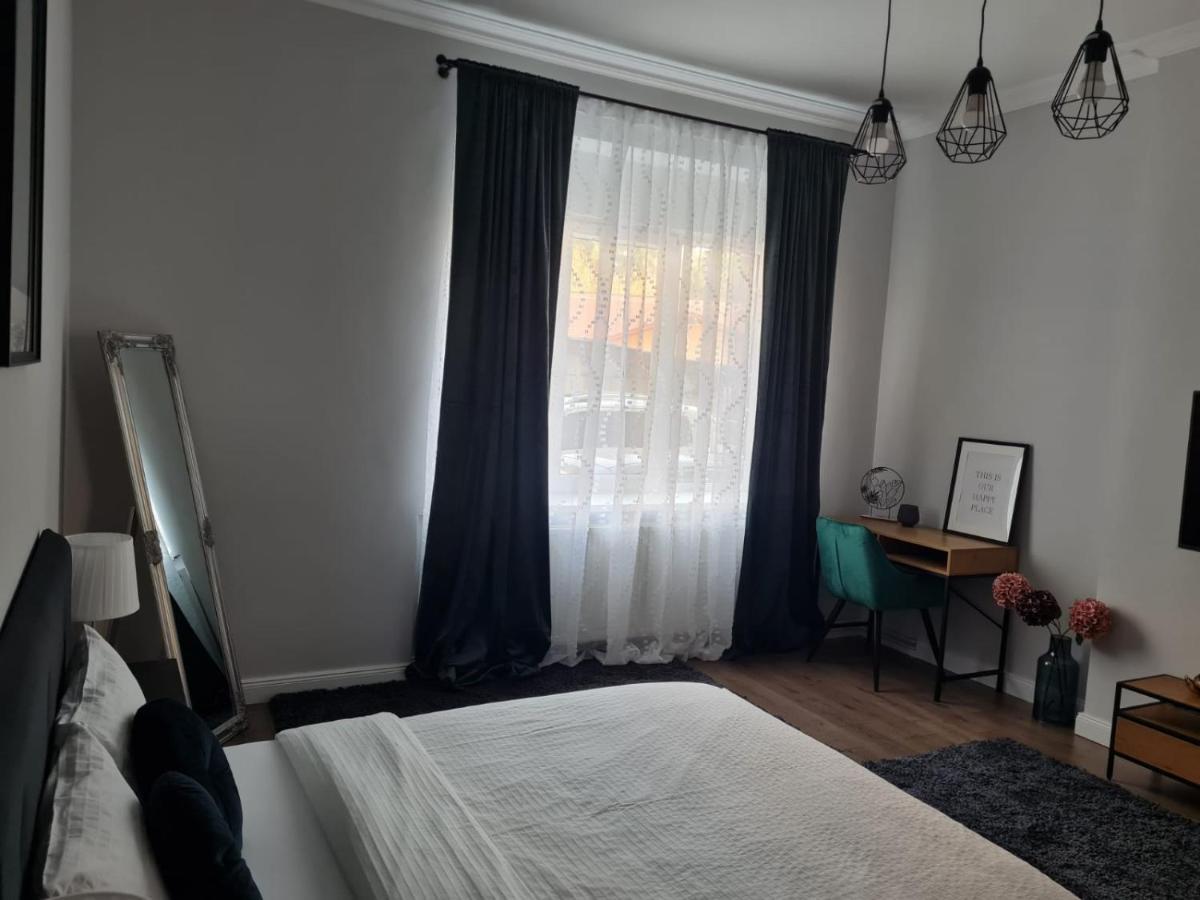 Bulevard Apartments Satu Mare Exterior photo